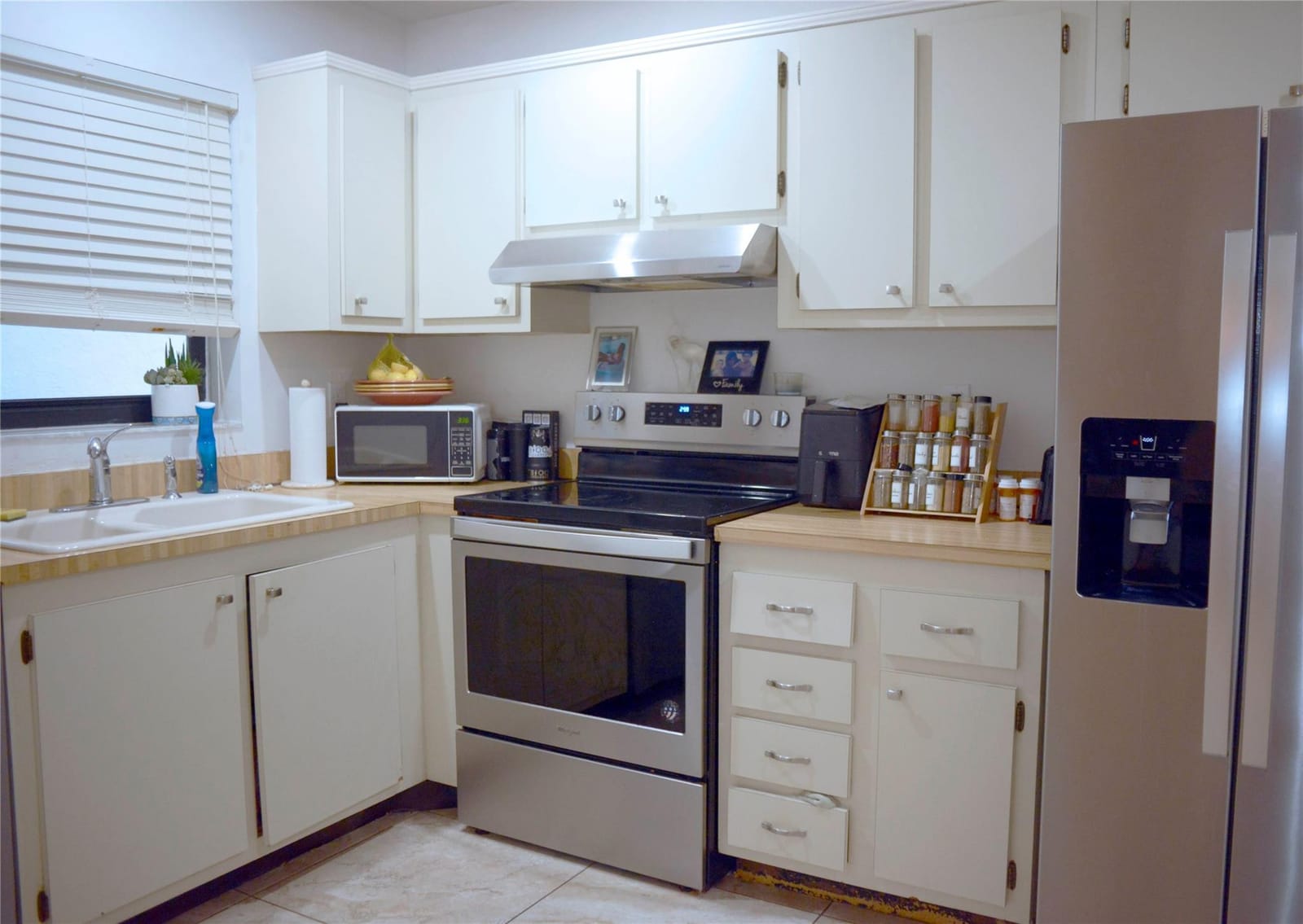 2161 W Woolbright Road M202 — photo 9