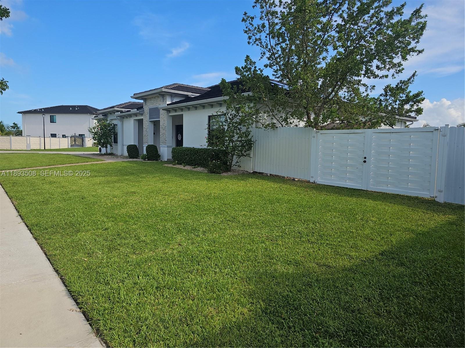 18964 SW 135th Avenue, Miami, FL 33177 photo 30