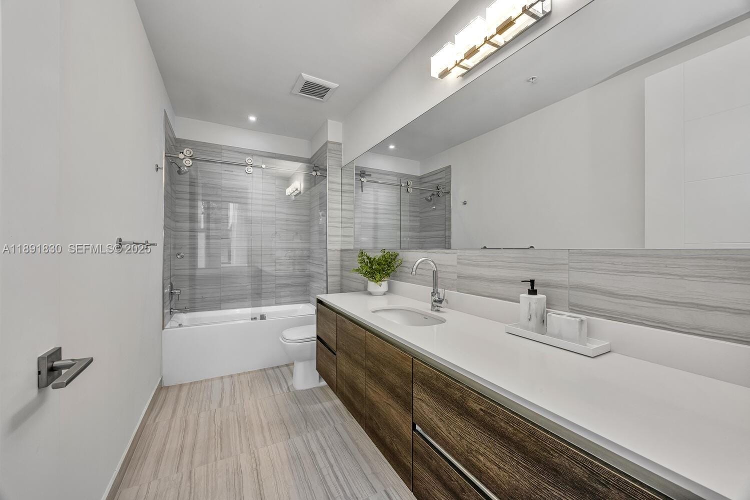 301 Altara Avenue 419, Coral Gables, FL 33146 photo 21