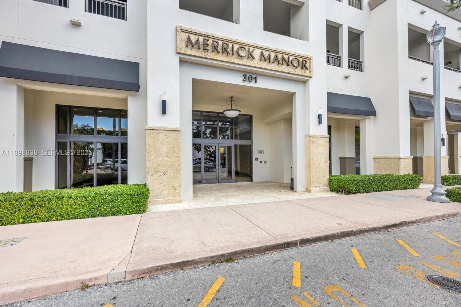 301 Altara Avenue 419, Coral Gables, FL 33146 photo 27