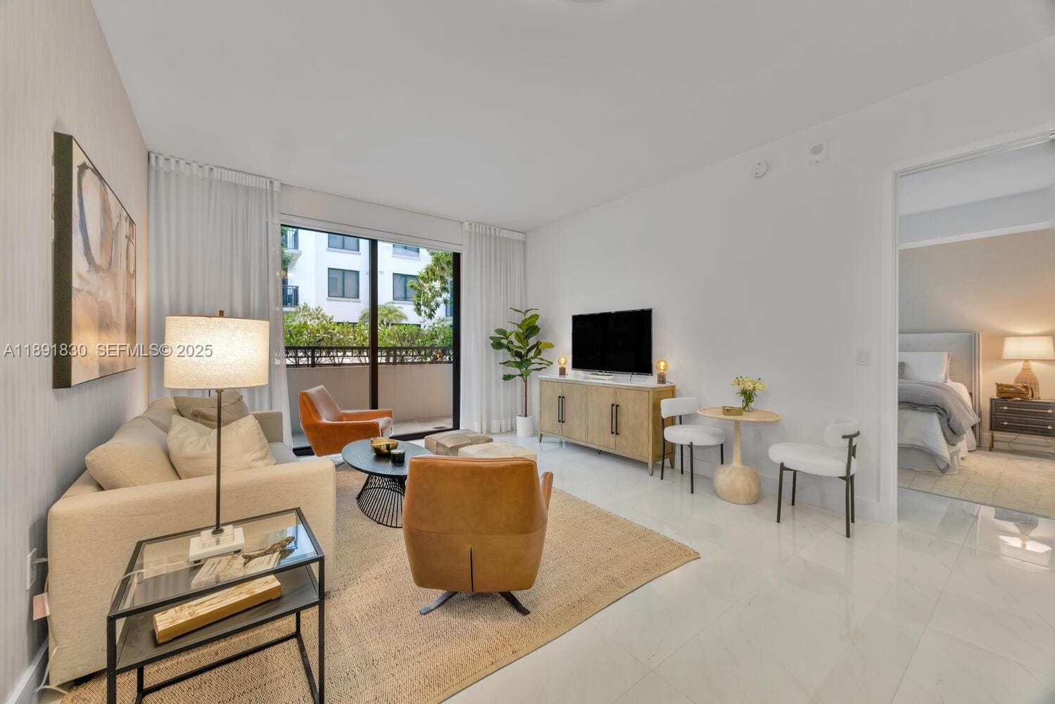 301 Altara Avenue 419 — photo 4