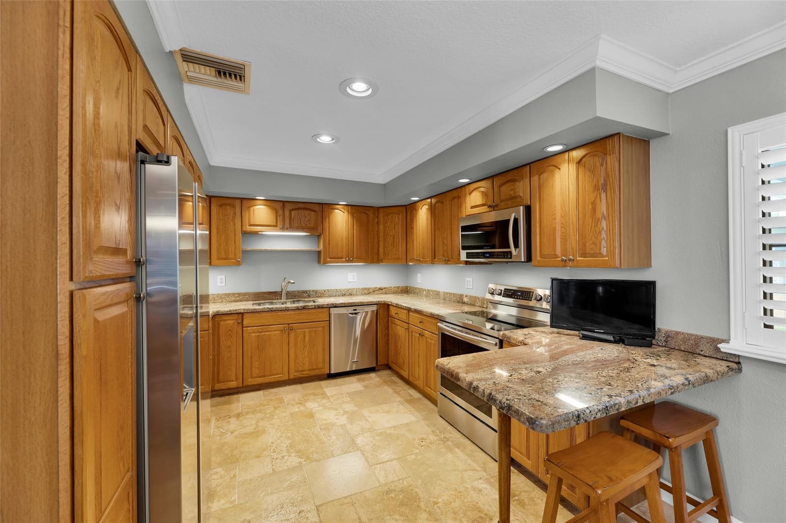 2817 NE 10th Avenue, Wilton Manors, FL 33334 photo 17