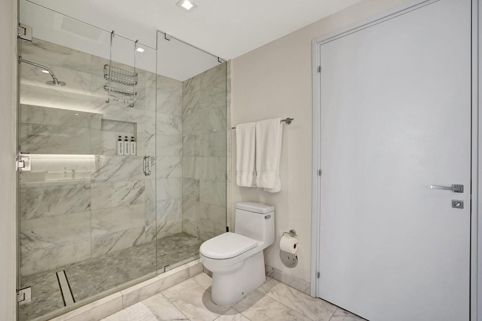 401 N Birch Road 413 — photo 8