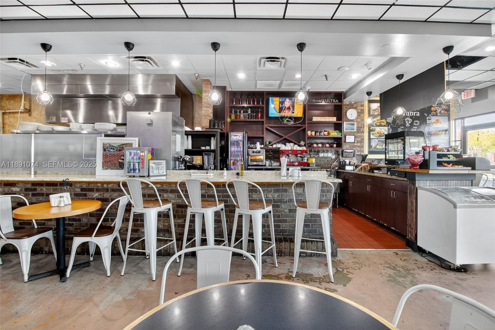 Restaurant and Bar Restaurant And Bar For Sale In Coral Springs — photo 2
