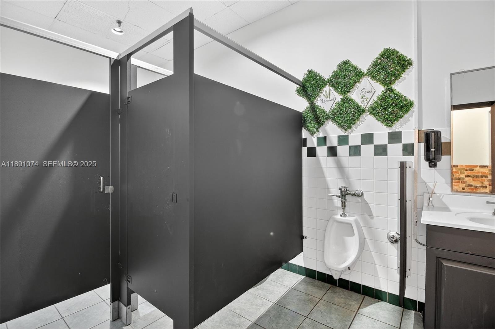 Restaurant and Bar Restaurant And Bar For Sale In Coral Springs, Coral Springs, FL 33071 photo 24