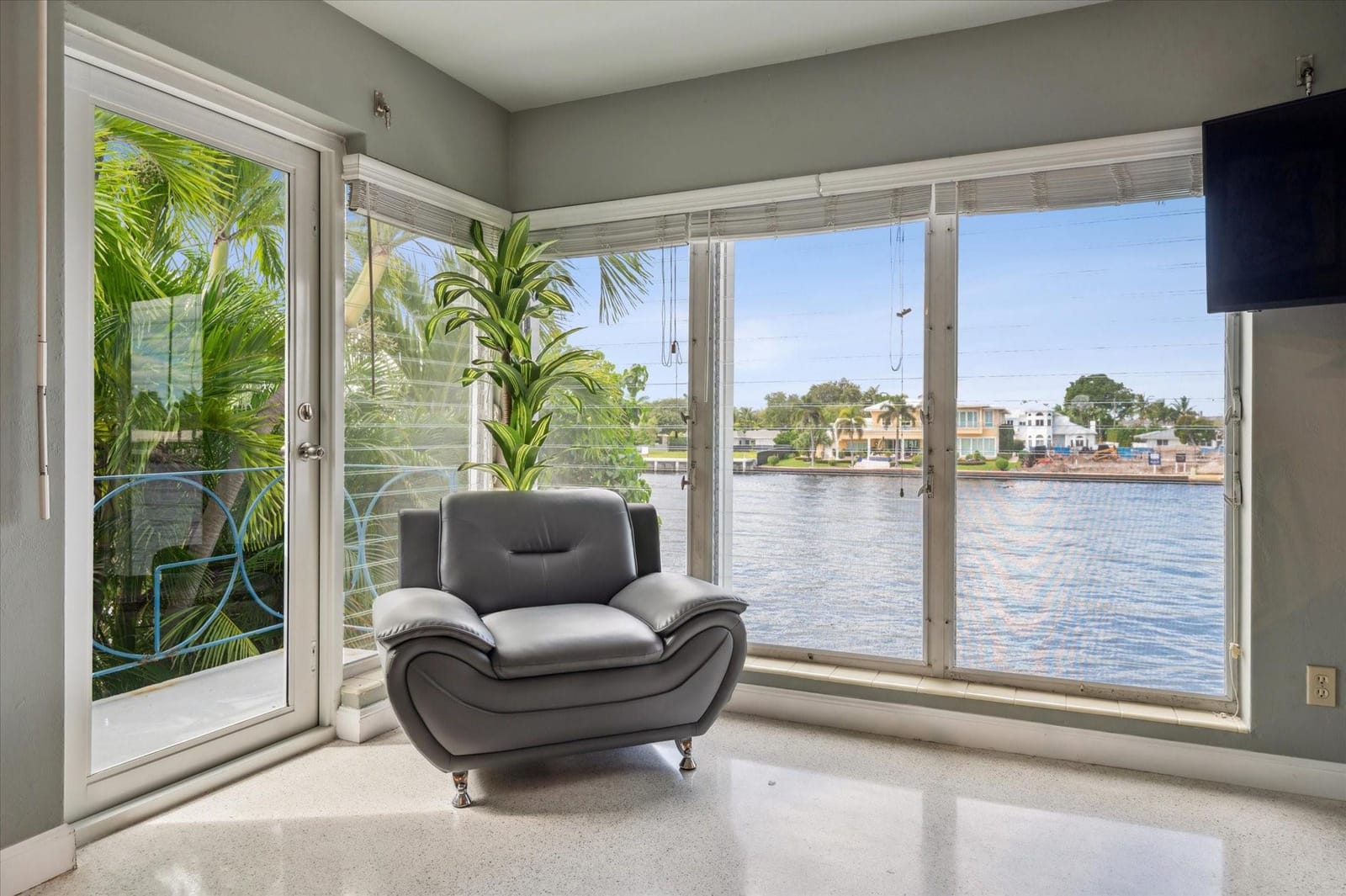 561 Bayshore Drive 1, Fort Lauderdale, FL 33304