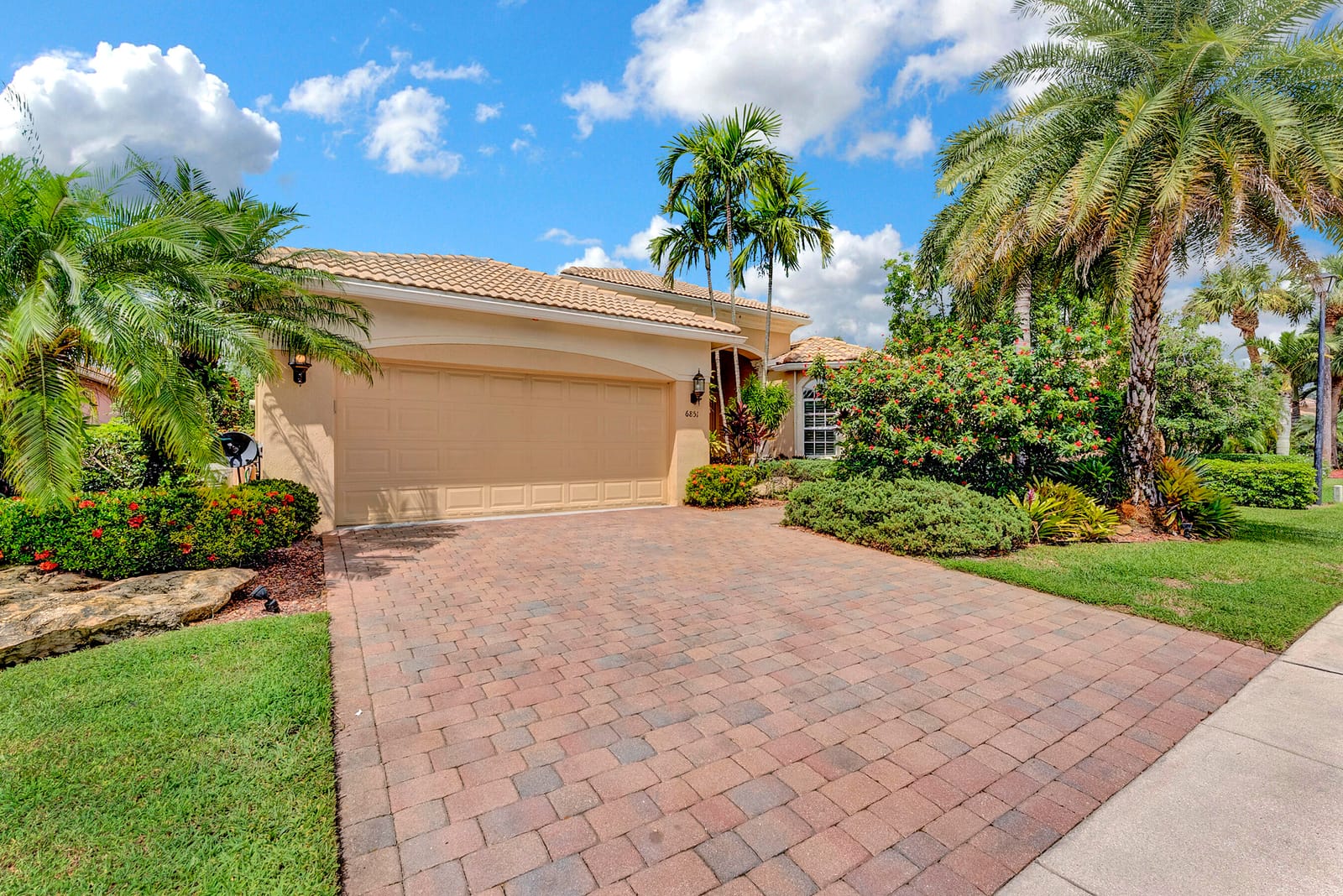 6851 Milani Street, Lake Worth, FL 33467 photo 5