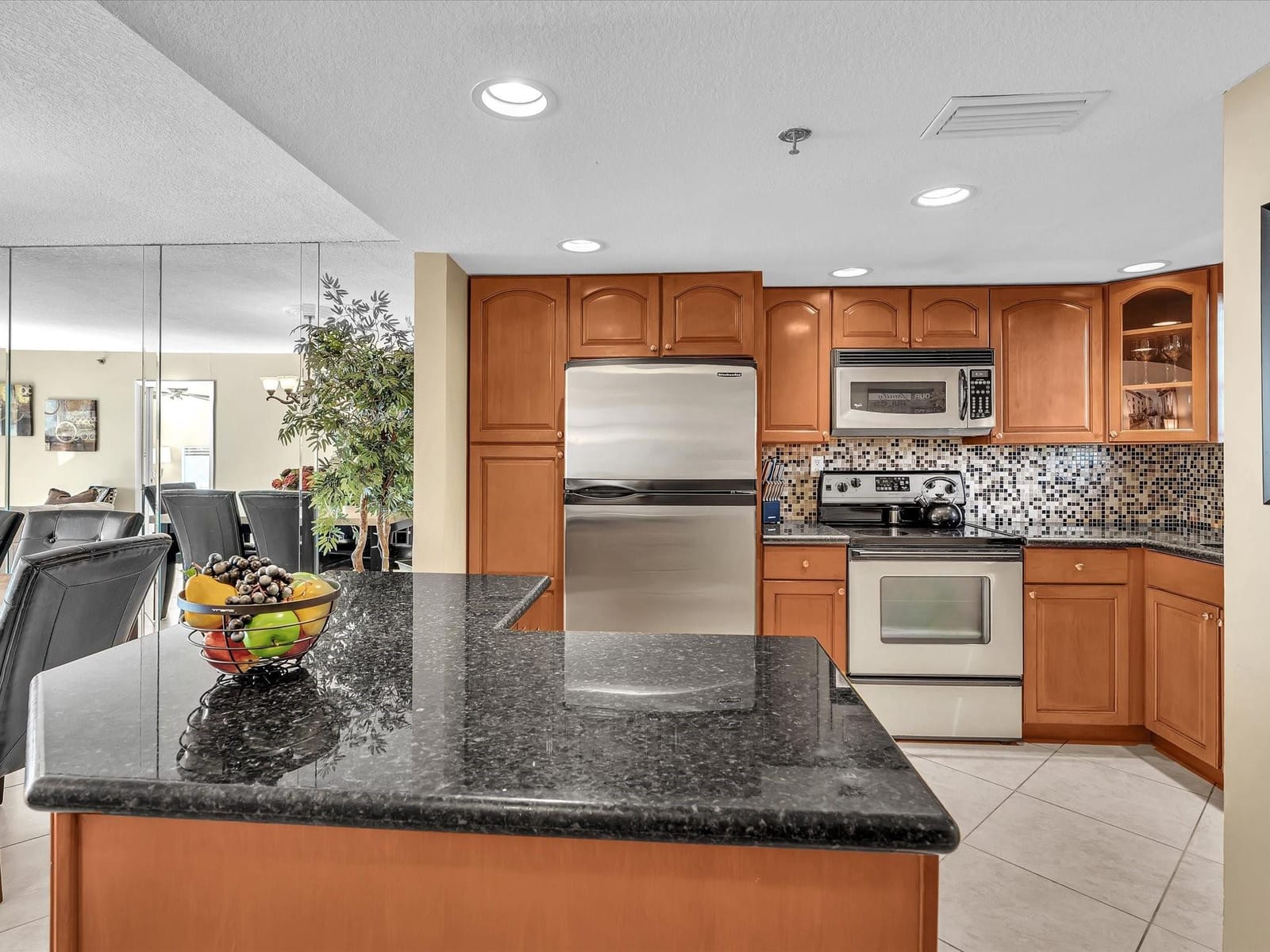 3300 W Rolling Hills Circle 705 — photo 8