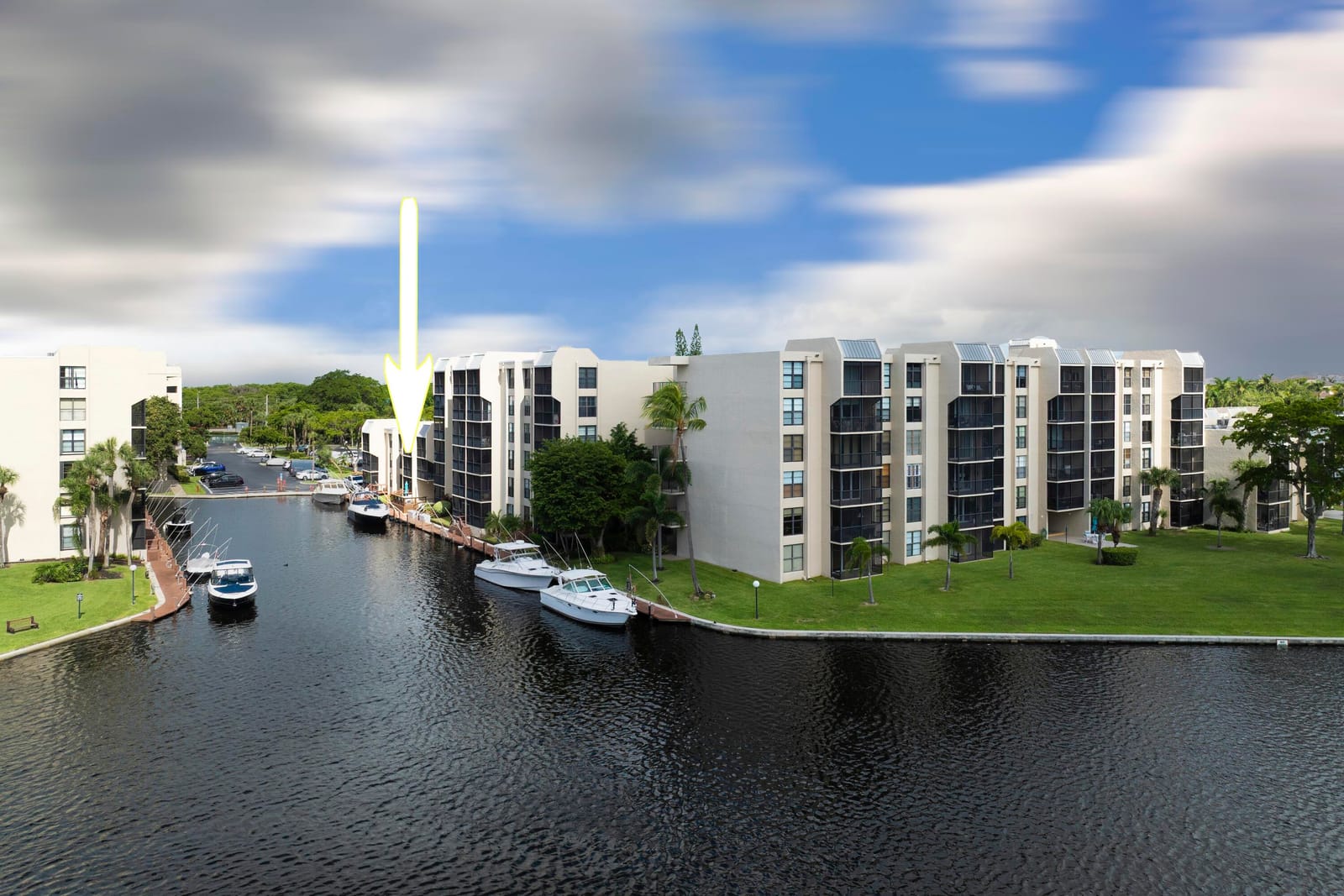 8 Royal Palm Way 2050 — photo 2