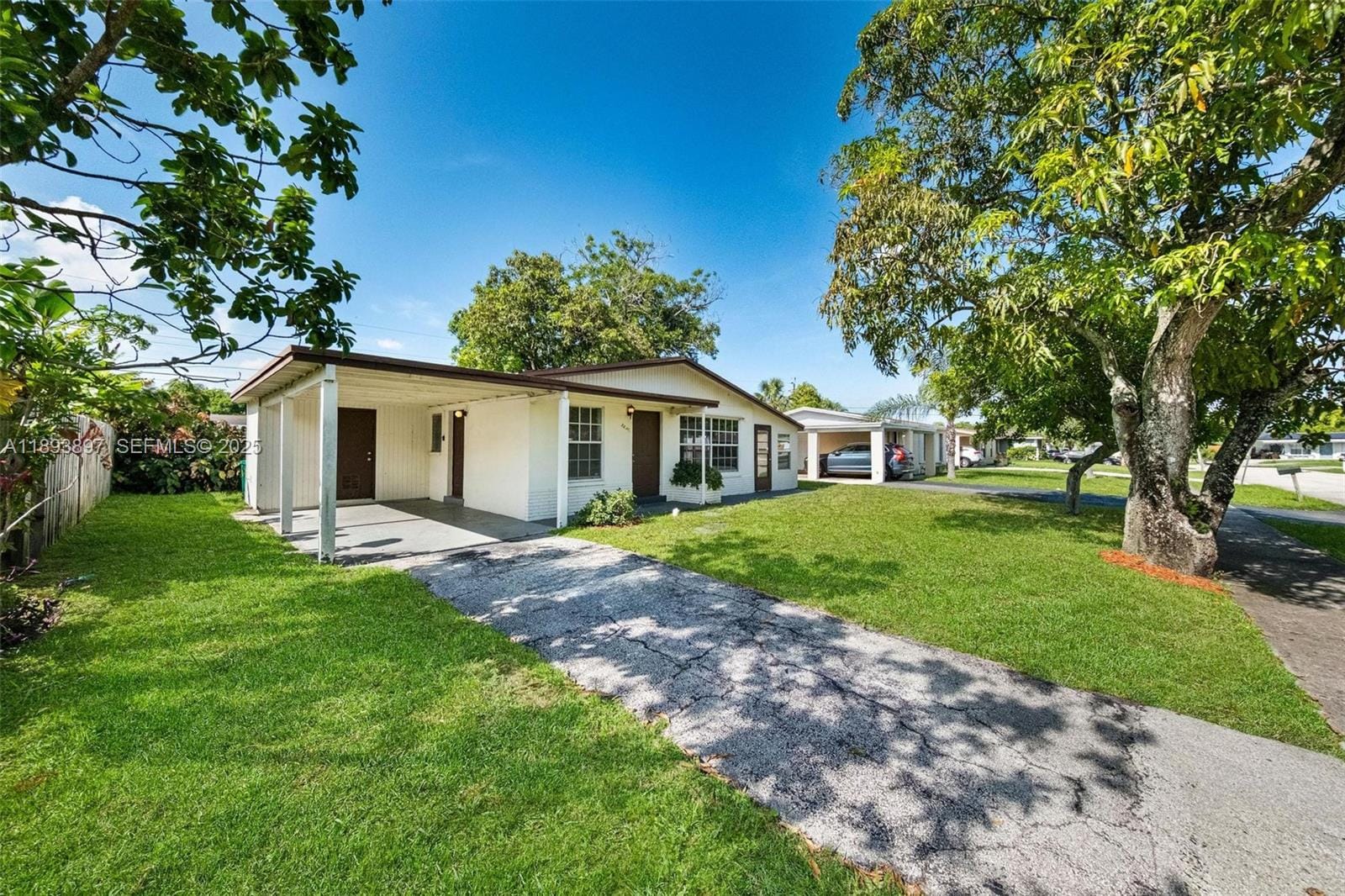 3231 NW 18th Court — photo 4