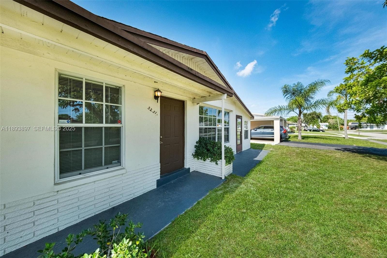 3231 NW 18th Court — photo 5
