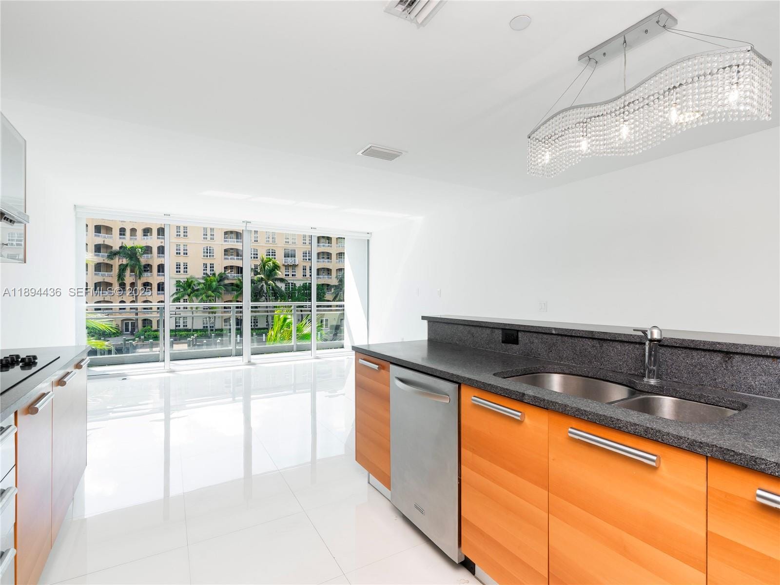 2950 NE 188th Street 225, Aventura, FL 33180 photo 1