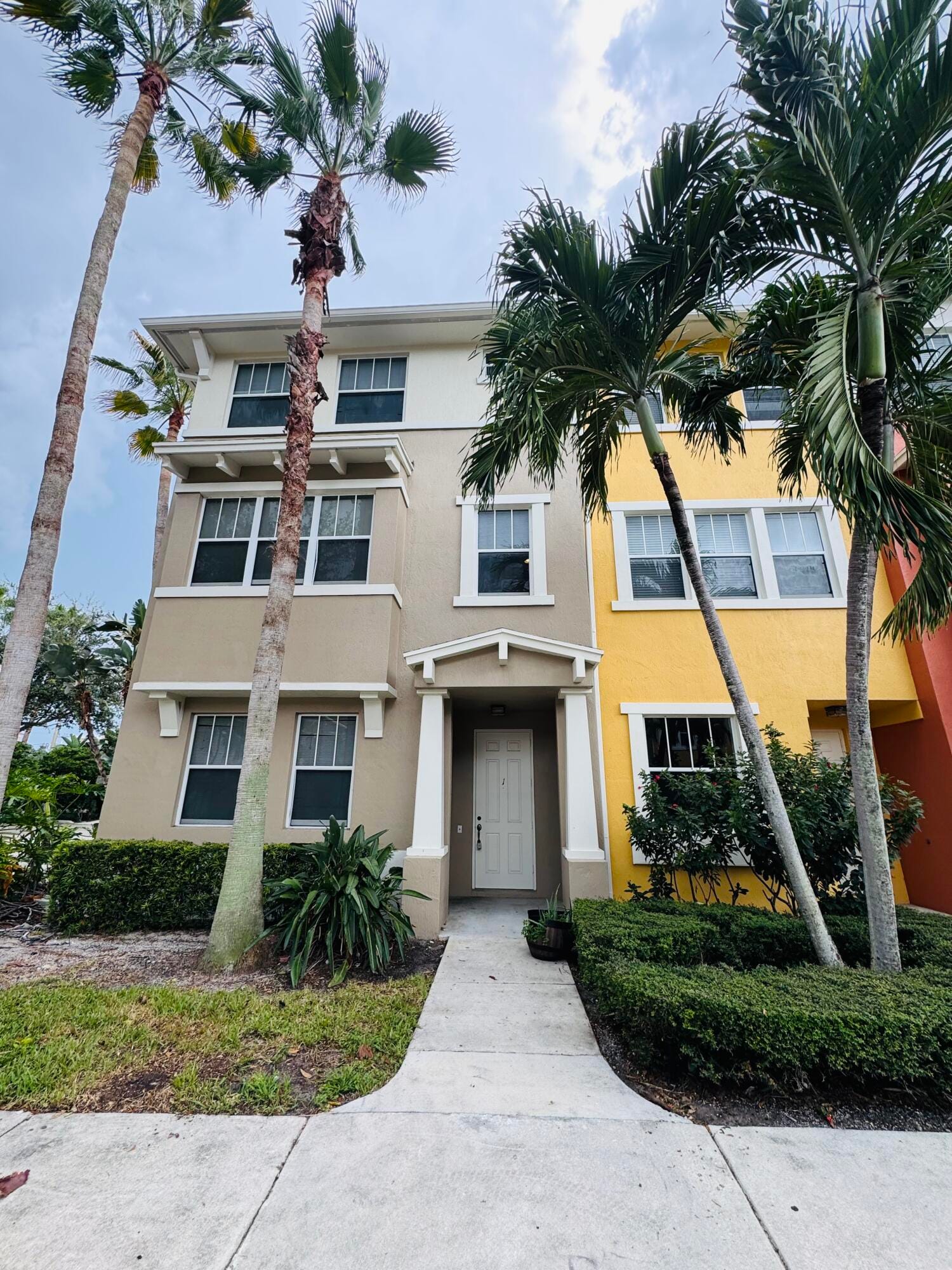 441 Amador Lane 1, West Palm Beach, FL 33401 photo 1