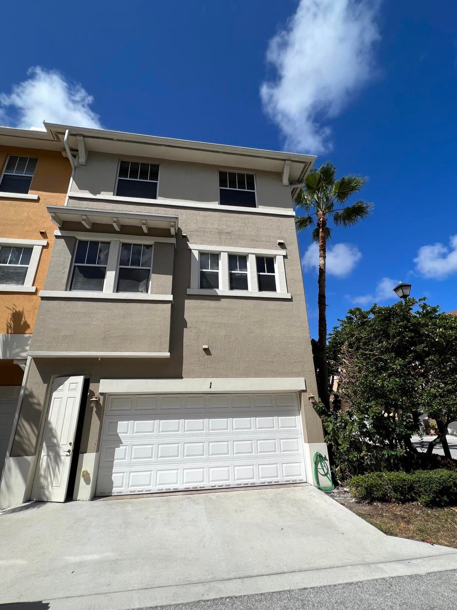 441 Amador Lane 1, West Palm Beach, FL 33401 photo 2