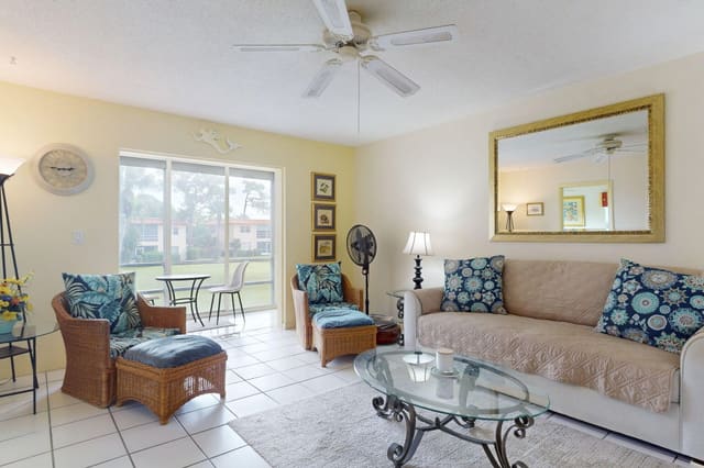 1993 SW Palm City Road F, sold in King Mountain, Stuart, FL