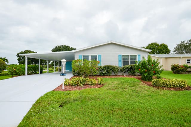 8100 Long Drive, Port St. Lucie, FL 34952
