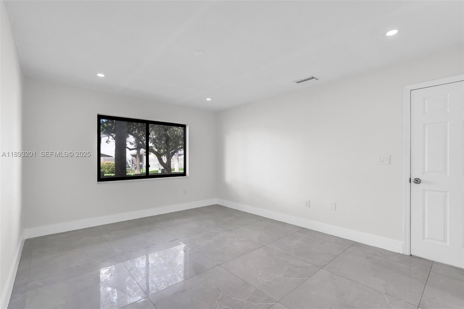 10669 SW 113th Place 84Z, Miami, FL 33176 photo 13