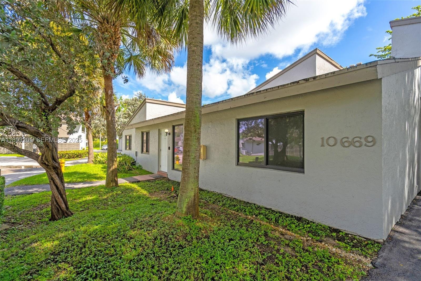 10669 SW 113th Place 84Z, Miami, FL 33176 photo 3