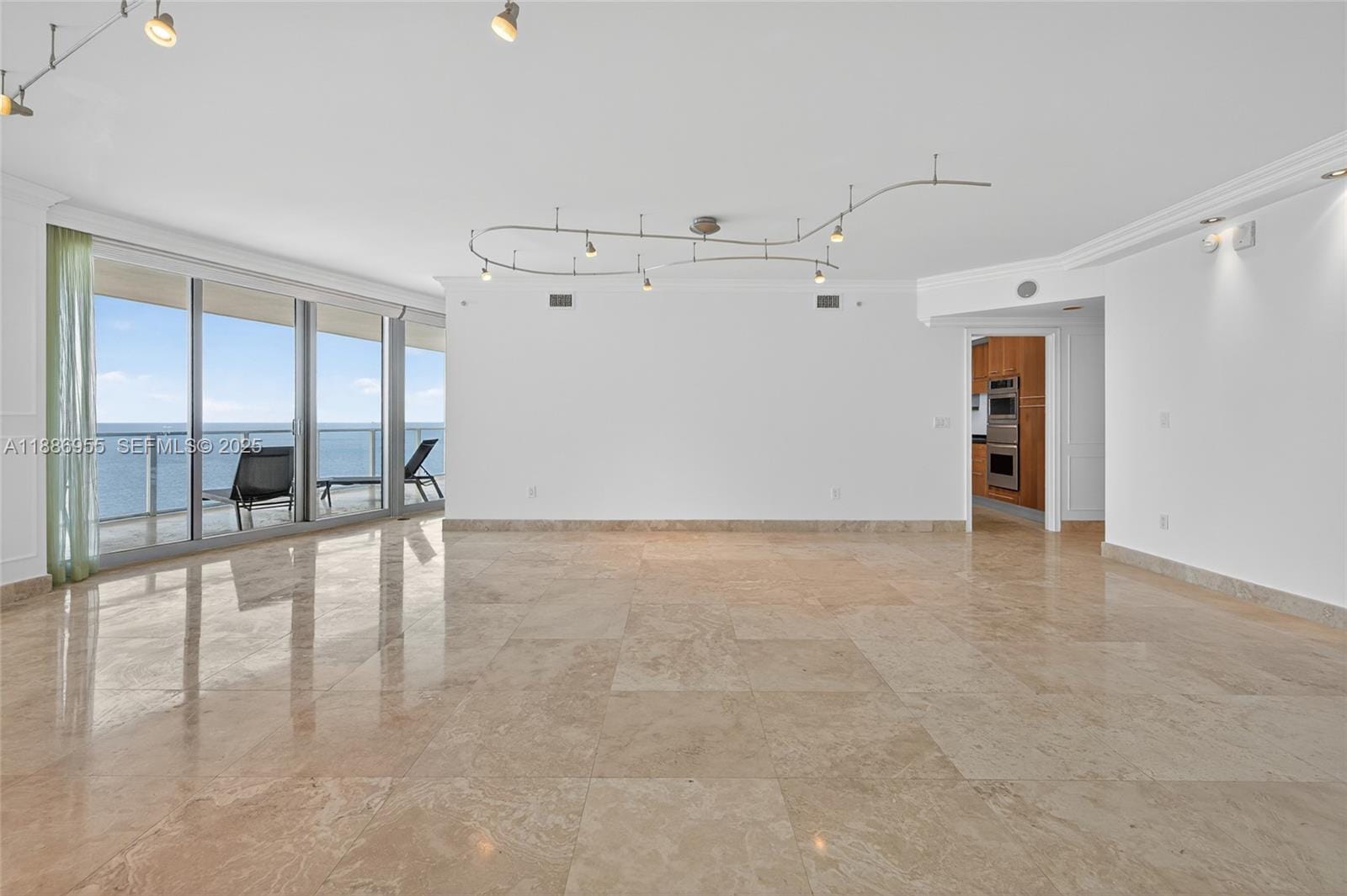 3101 S Ocean Drive 2403, Hollywood, FL 33019 photo 2