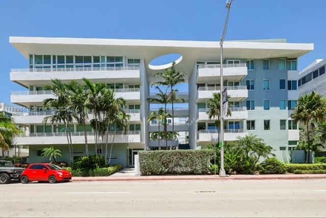 7800 Collins Avenue 203, Miami Beach, FL 33141, Miami Beach