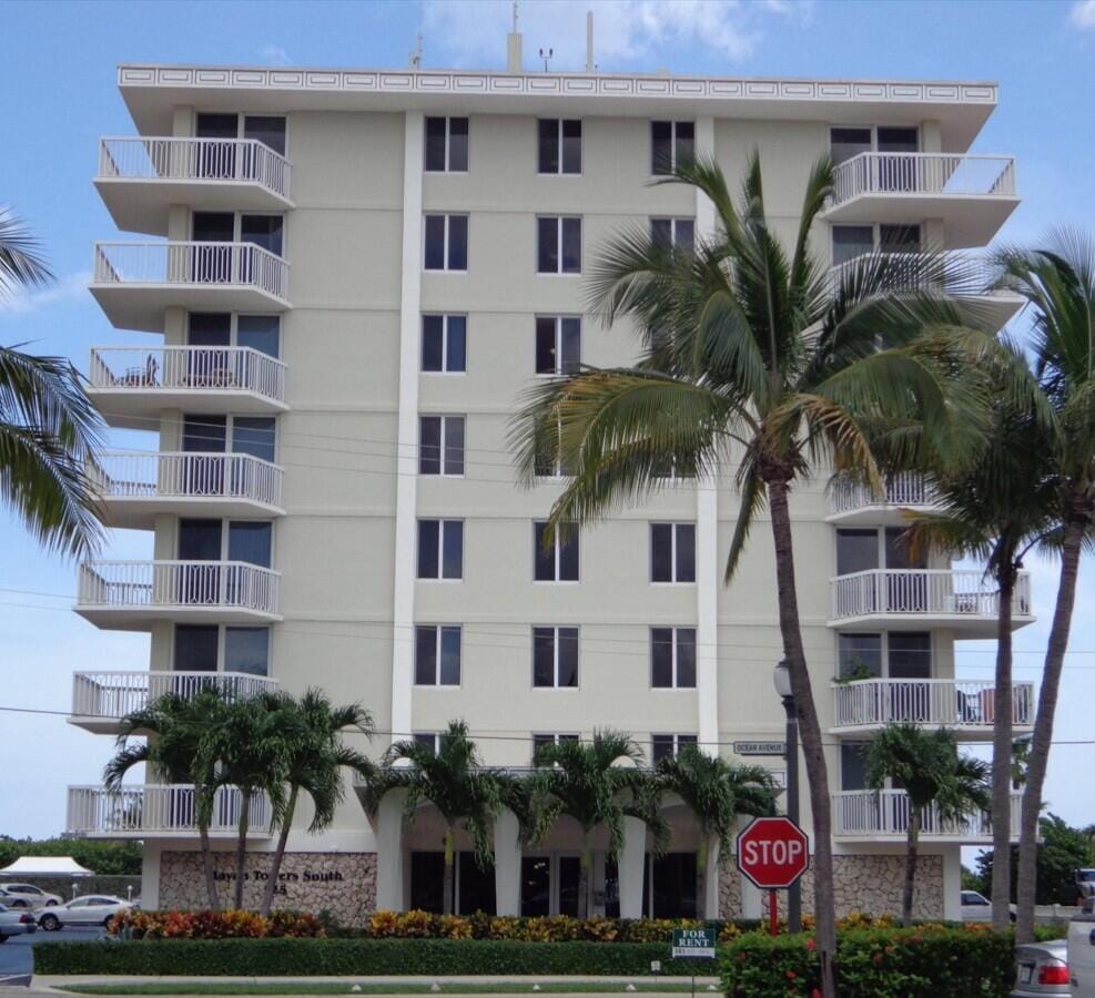 125 Ocean Avenue 216, Palm Beach Shores, FL 33404