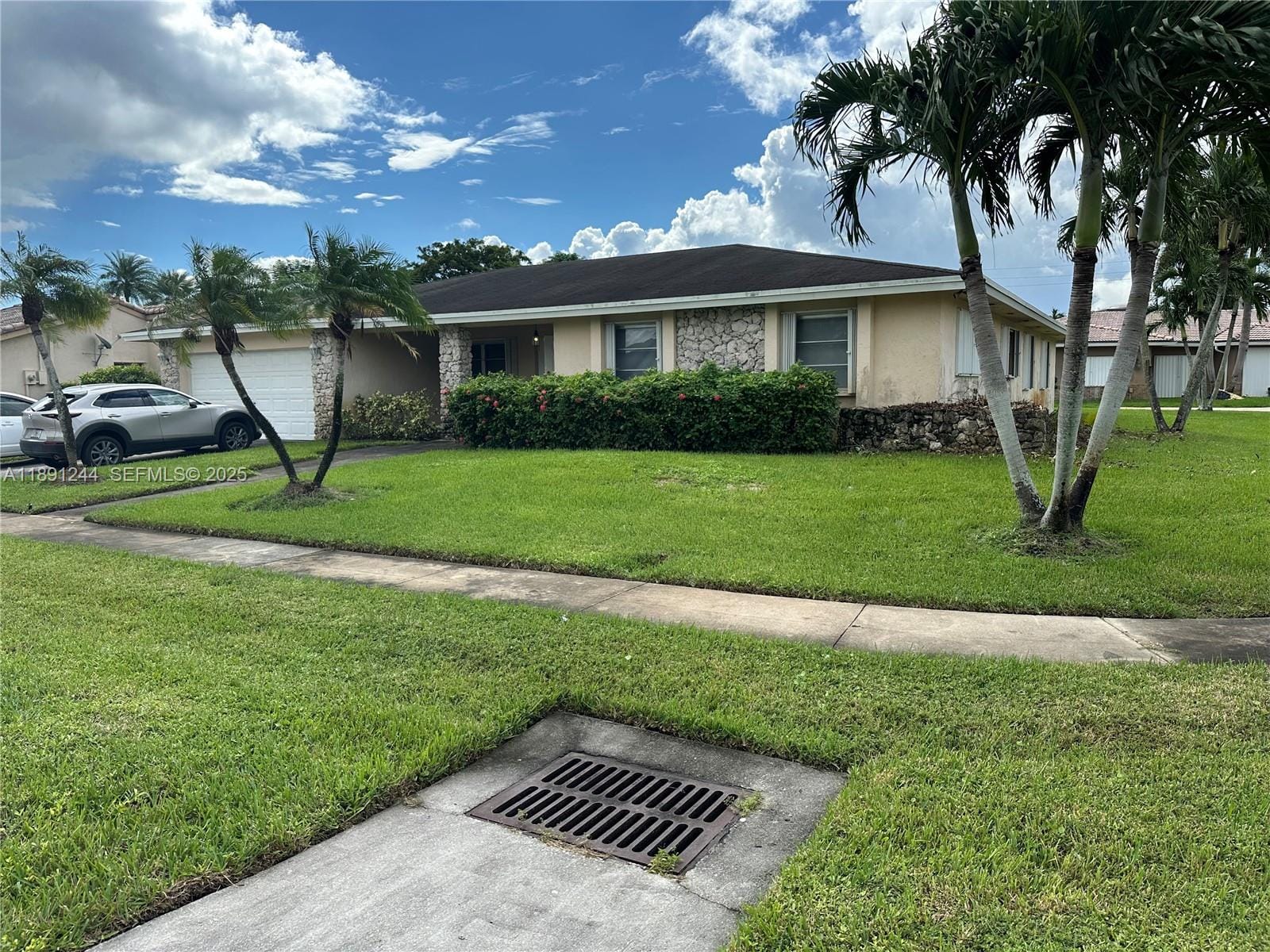 16628 Golfview Drive, Weston, FL 33326 photo 11