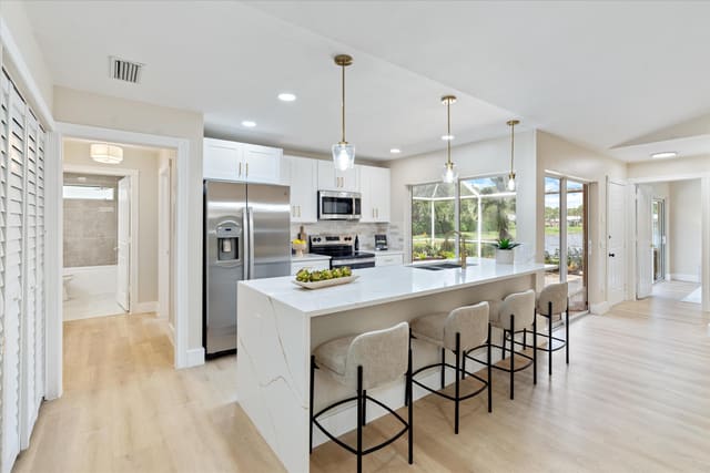 901 Sun Terrace Court, Palm Beach Gardens, FL 33403