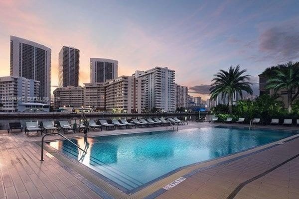 2602 E Hallandale Beach Boulevard R1507 — photo 3
