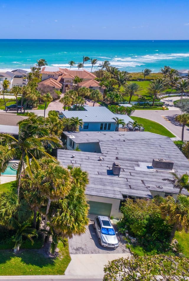 74 Lighthouse Drive, Jupiter Inlet Colony, FL 33469