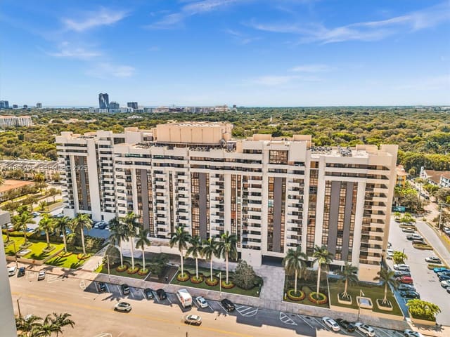 600 Biltmore Way 406, Coral Gables, FL 33134