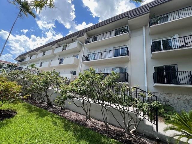 6815 Edgewater Drive 309, Coral Gables, FL 33133 photo 14