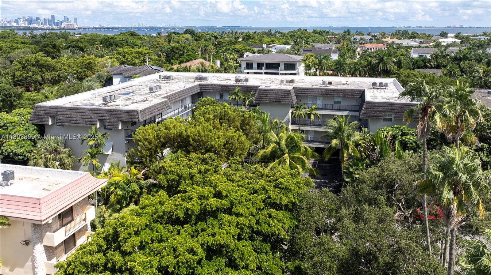 6815 Edgewater Drive 309, Coral Gables, FL 33133 photo 19