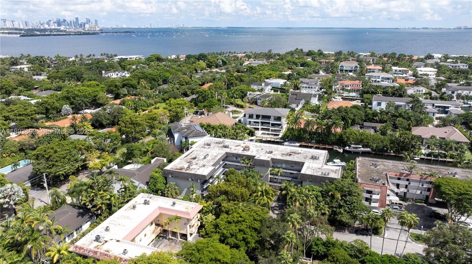 6815 Edgewater Drive 309, Coral Gables, FL 33133 photo 20