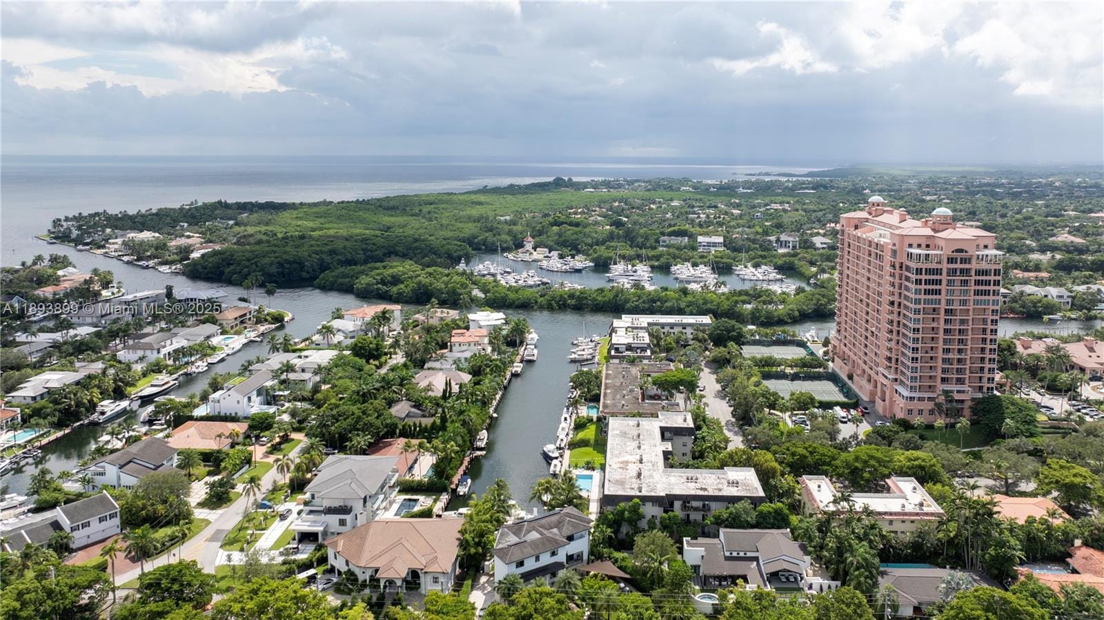 6815 Edgewater Drive 309, Coral Gables, FL 33133 photo 22