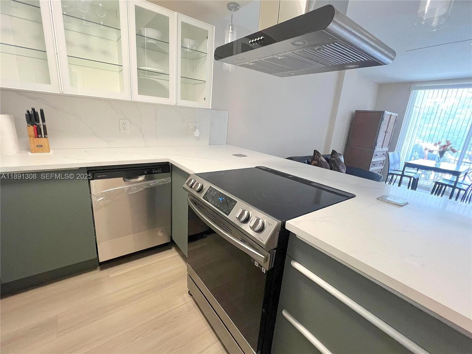 3660 NE 166th Street 104+ 32' DOCK, North Miami Beach, FL 33160 photo 8