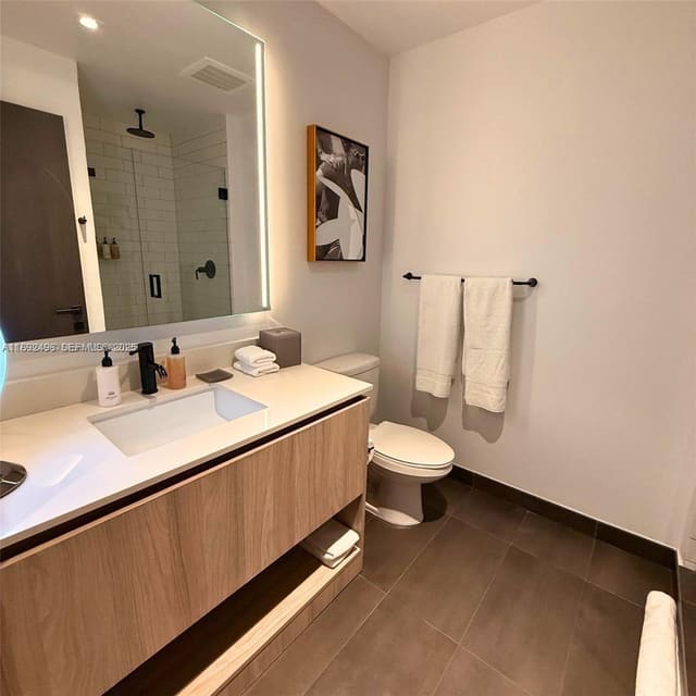 398 NE 5th Street 1906, sold in The Elser, Miami, FL