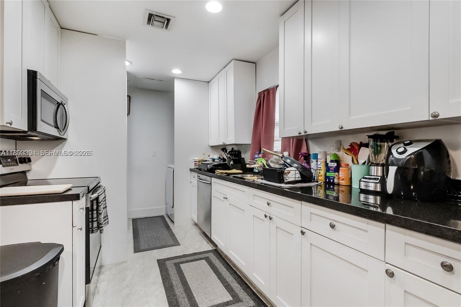 219 NW 7th Court, Hallandale Beach, FL 33009