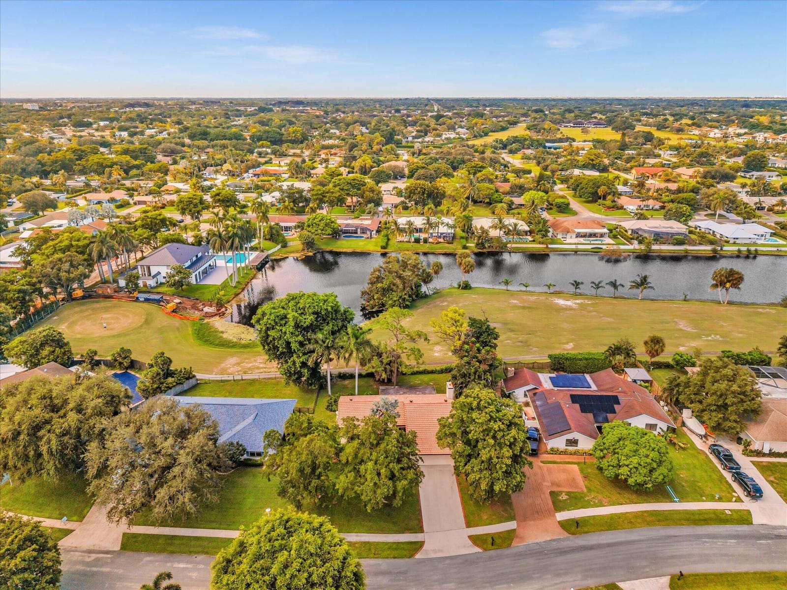 3537 Lakeview Drive, Delray Beach, FL 33445