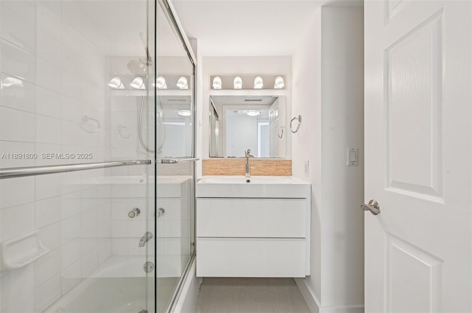 6301 Collins Avenue 2203, Miami Beach, FL 33141 photo 16
