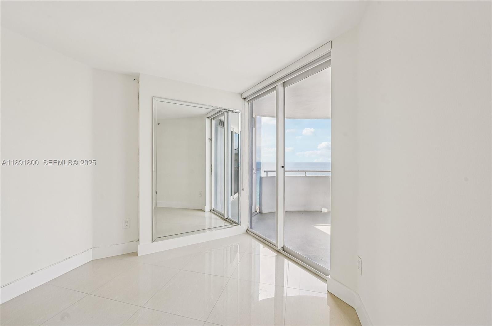 6301 Collins Avenue 2203, Miami Beach, FL 33141 photo 18