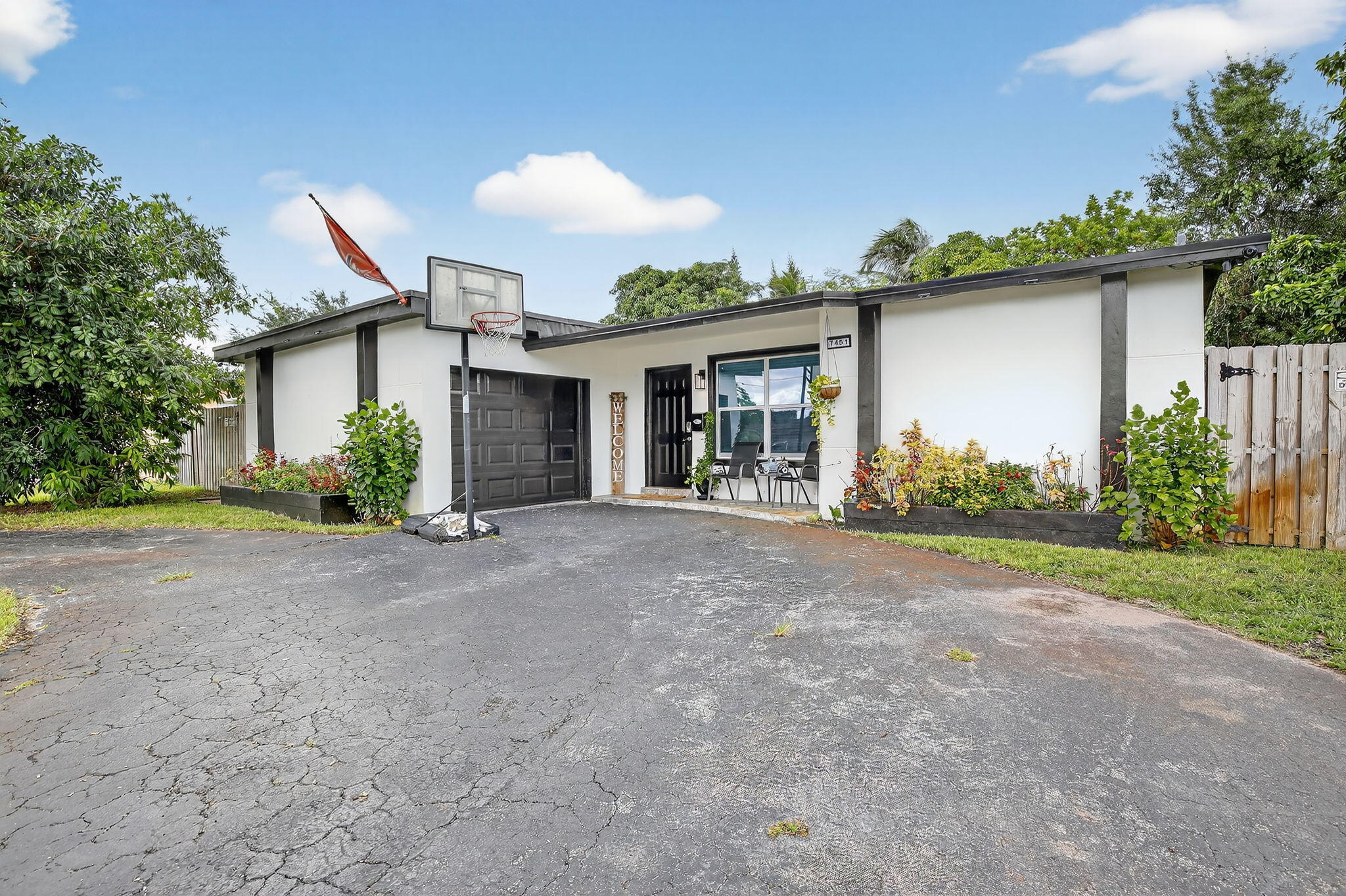 7451 NW 21st Street, Sunrise, FL 33313, Sunrise