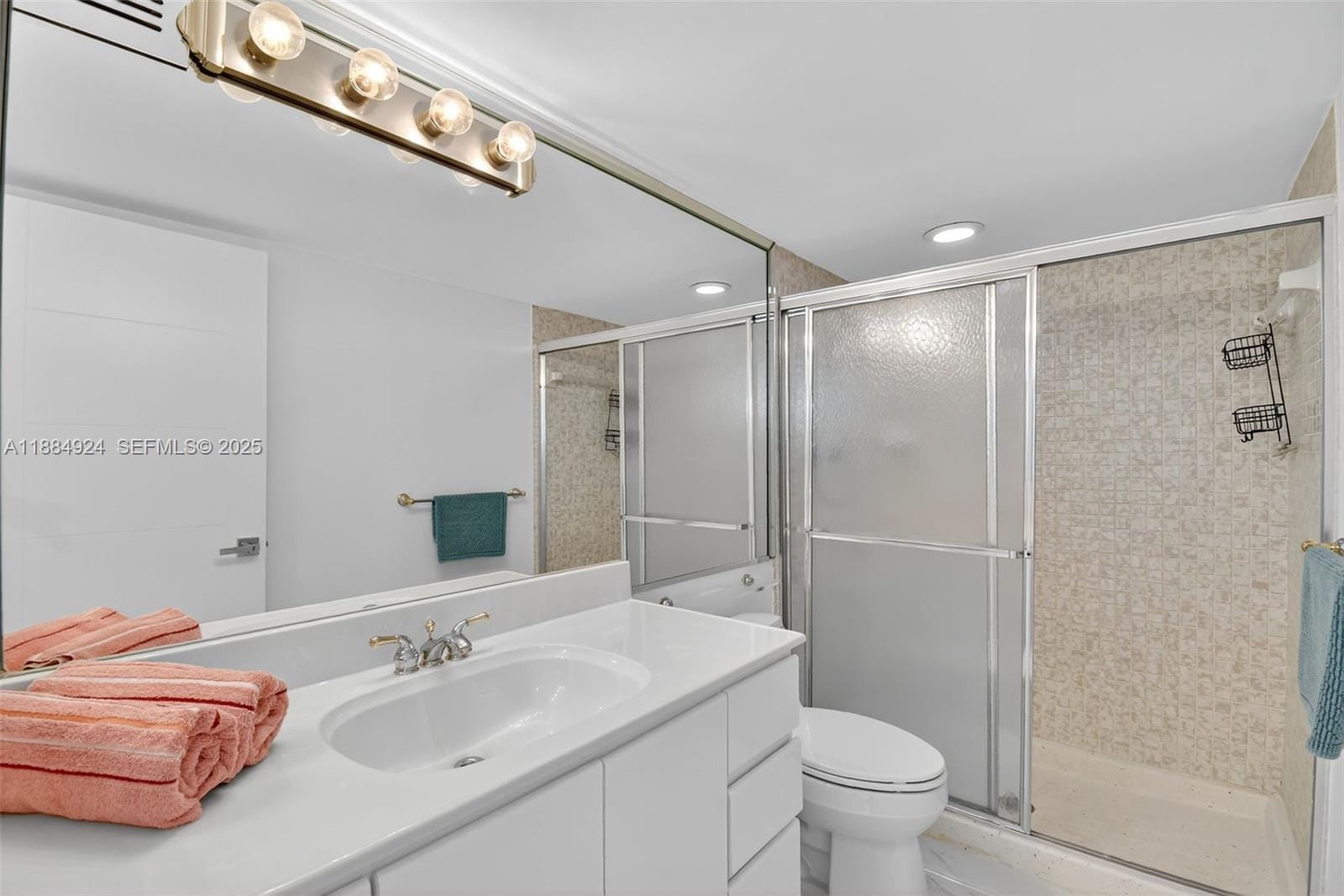600 Parkview Drive 1020, Hallandale Beach, FL 33009 photo 16