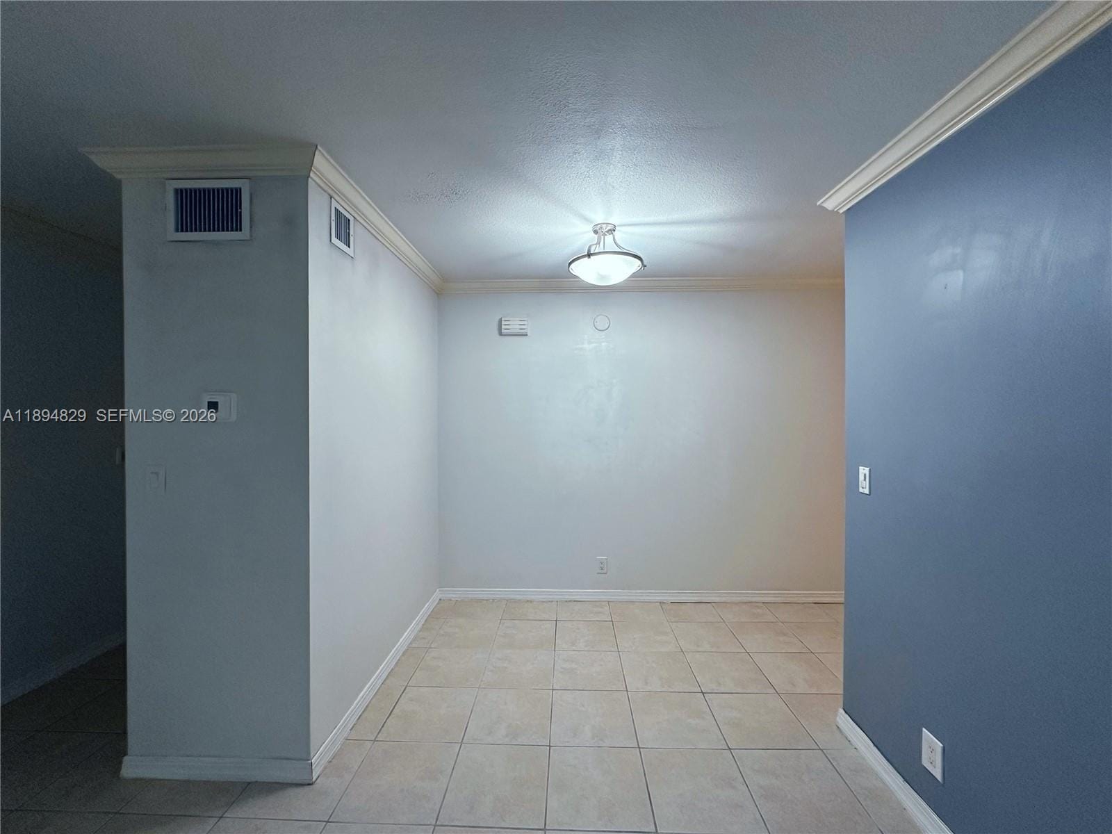 2424 SE 17th Street B307 — photo 5
