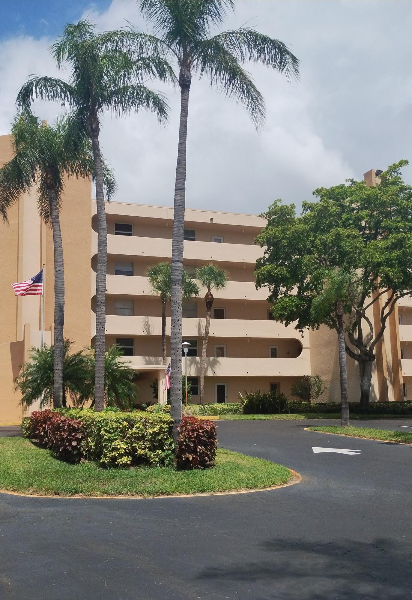 6461 NW 2nd Avenue 102, Boca Raton, FL 33487