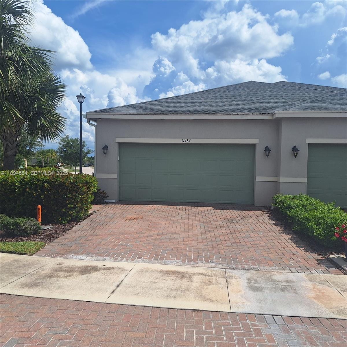 11484 SW Lake Park Drive — photo 3