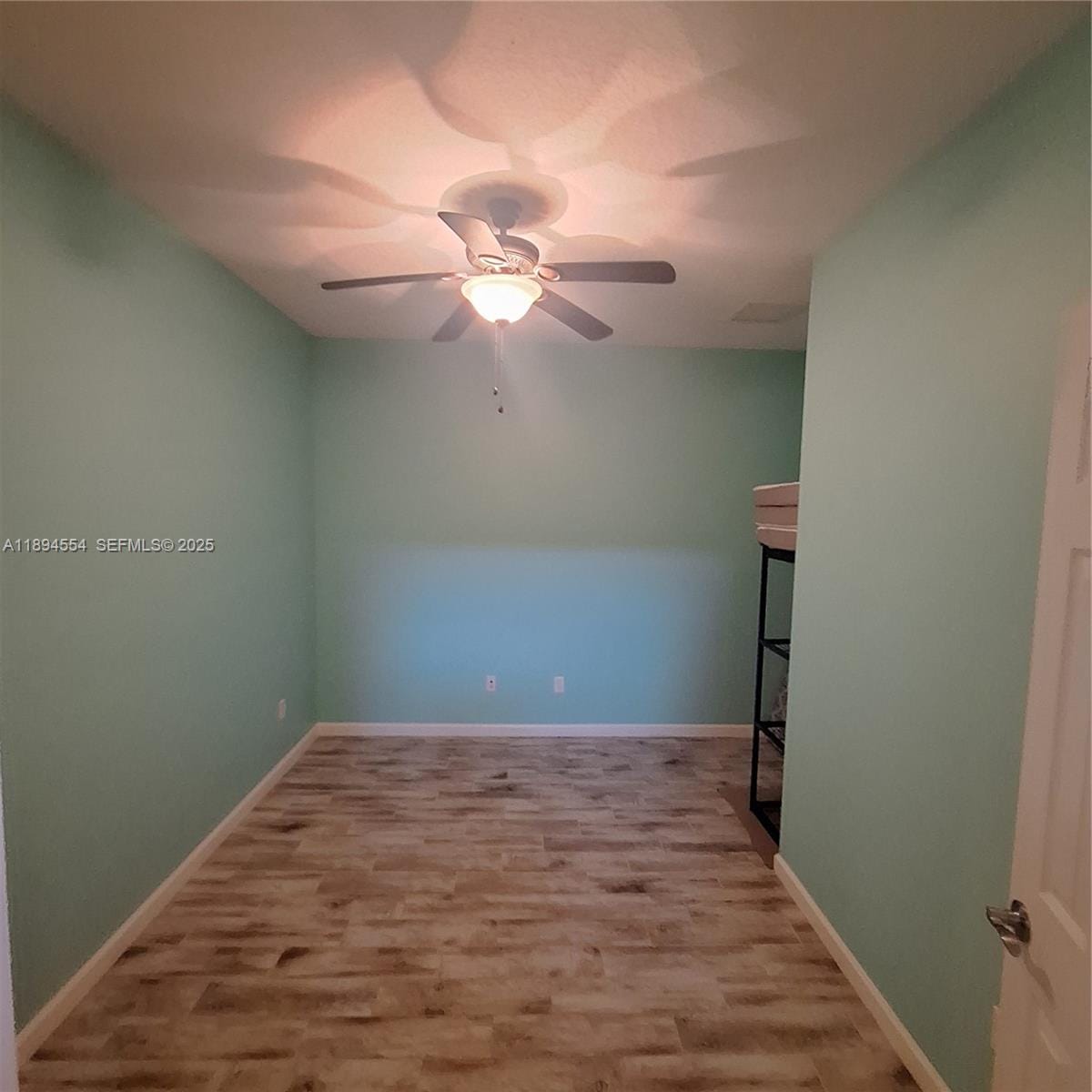 11484 SW Lake Park Drive — photo 10