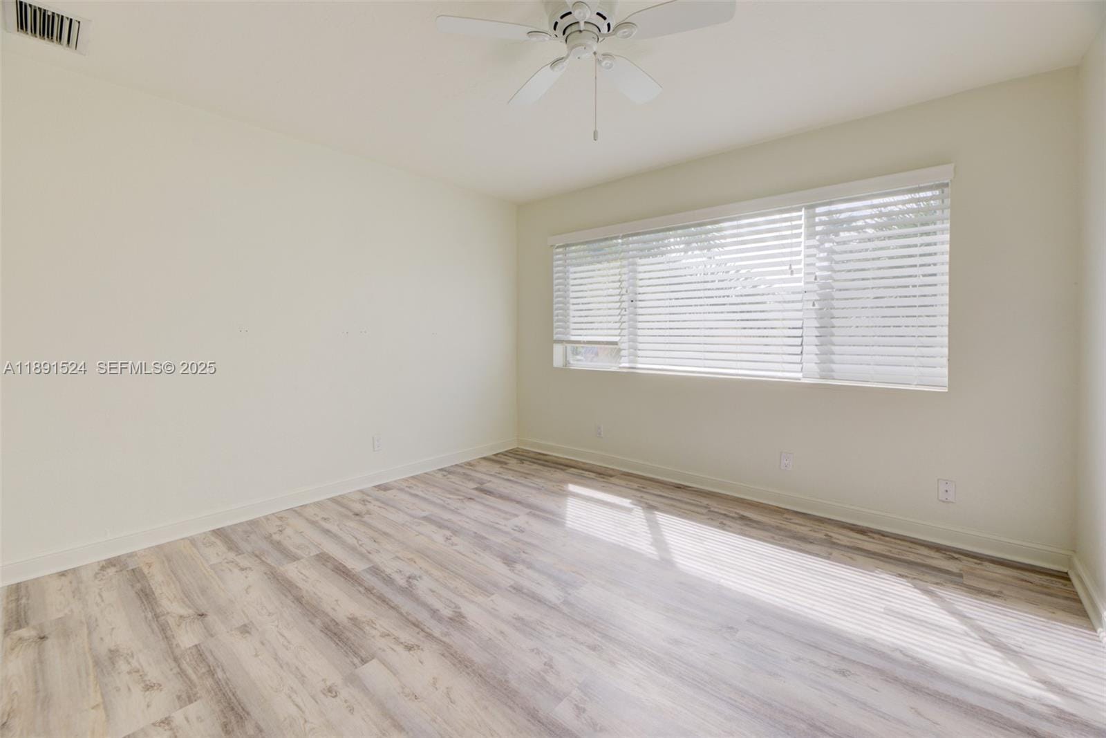 2881 NE 32nd Street 221, Fort Lauderdale, FL 33306 photo 13
