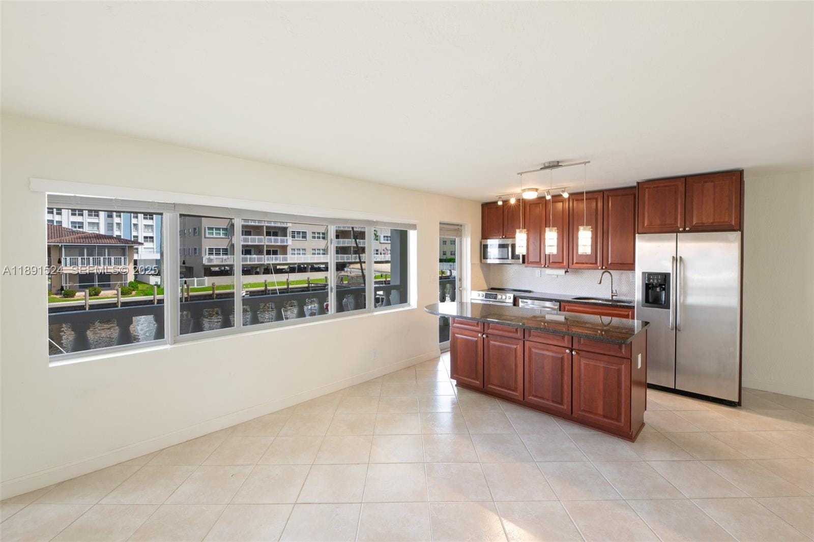 2881 NE 32nd Street 221, Fort Lauderdale, FL 33306 photo 3
