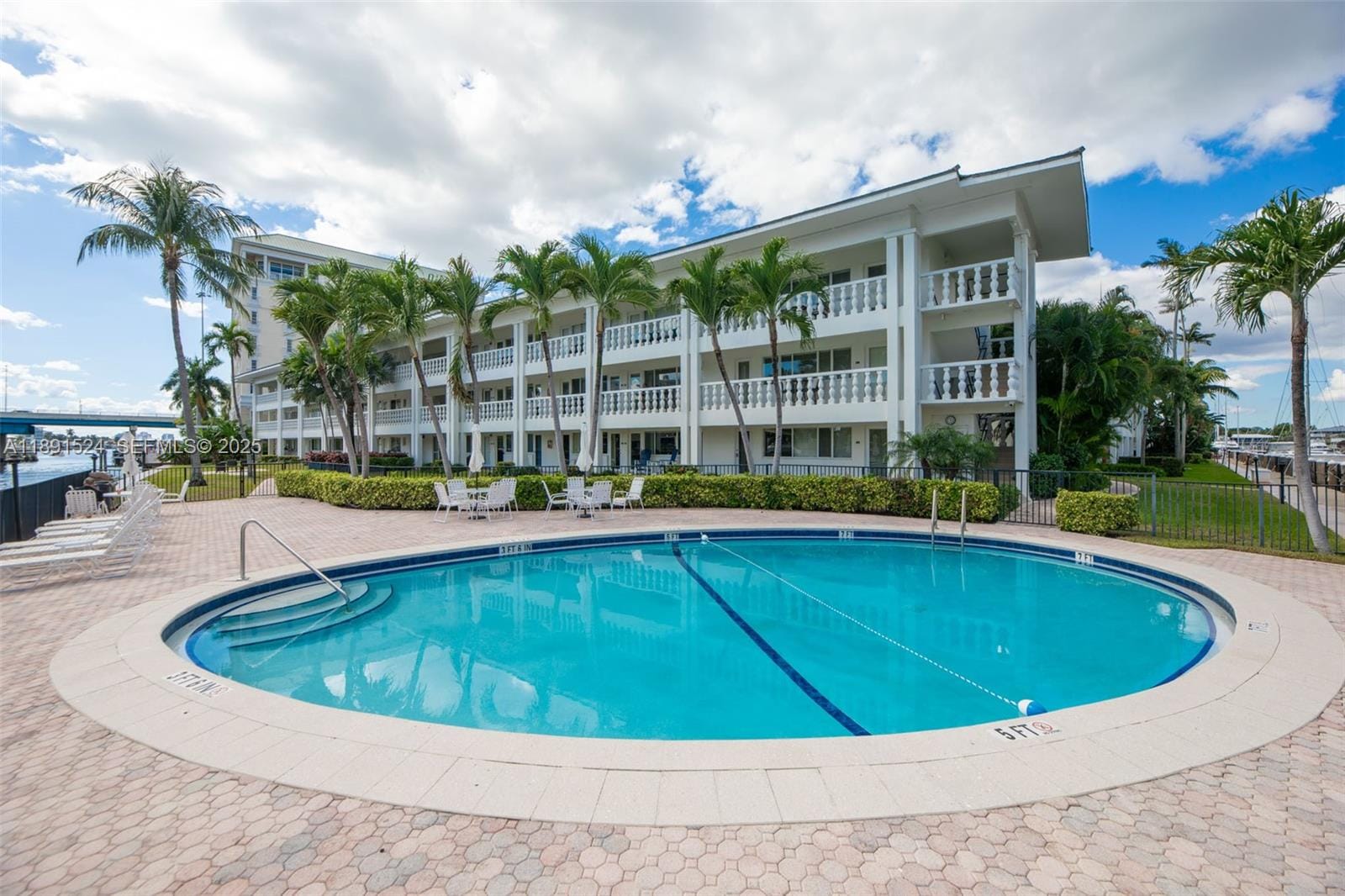 2881 NE 32nd Street 221, Fort Lauderdale, FL 33306 photo 26