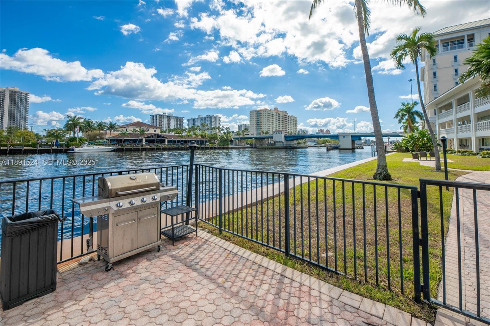 2881 NE 32nd Street 221, Fort Lauderdale, FL 33306 photo 27